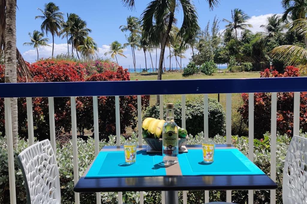 Parfum Des Iles - Vue Mer, Plage A 30M Et Piscine En Option Le Gosier  Exterior foto