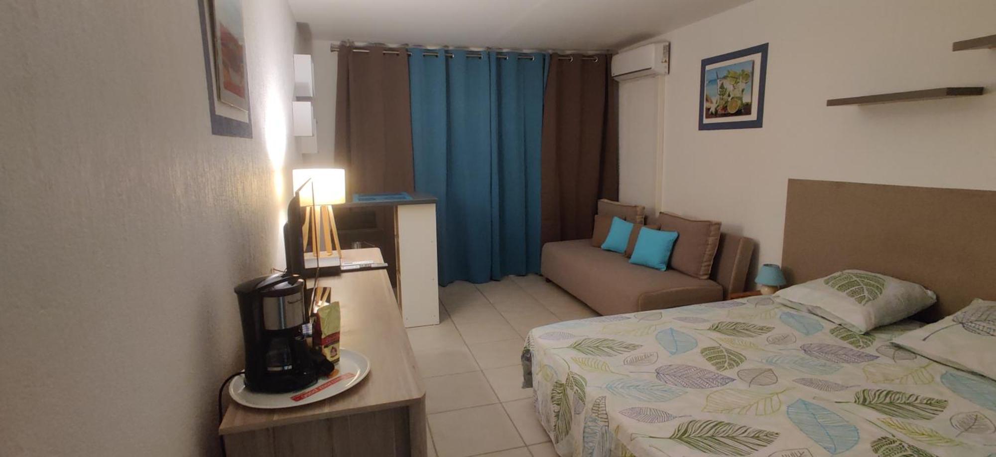 Parfum Des Iles - Vue Mer, Plage A 30M Et Piscine En Option Le Gosier  Exterior foto